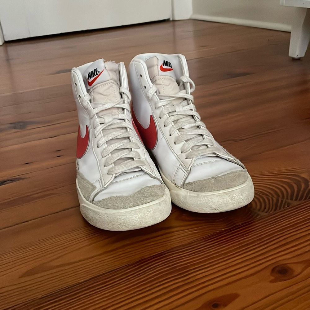 Women's Nike Blazers Mid 77 Red-Orange + White